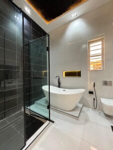 ₦1.5B Lekki Phase1 Luxurious Duplex with Swimming Pool, Gym & Cinema whatsapp image 2025 10 25 at 8.33.41 am(5)